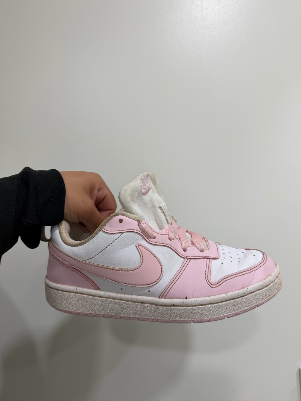 Nike Kids Pink and White Low-Top Sneakers